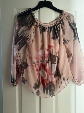 Whitehouse Black Market Women’s Floral Off-Shoulder Blouse - Pink